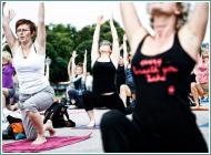 Yoga flash mob (fonte: Oms Europa)